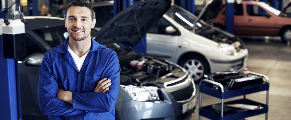 Meersbrook Service Station - our mechanics at work