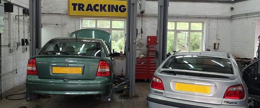 Meersbrook Service Station - vehicle bay